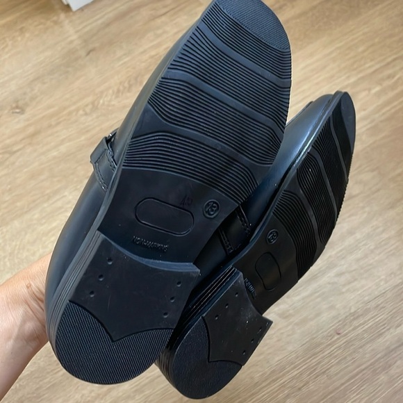 Max + Jake Shoes - Picture 5 of 6